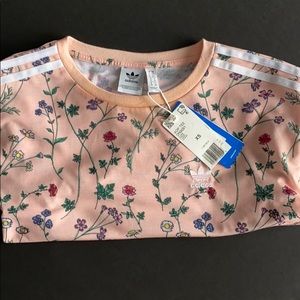 Adidas pinkie/peach flower T-shirt
